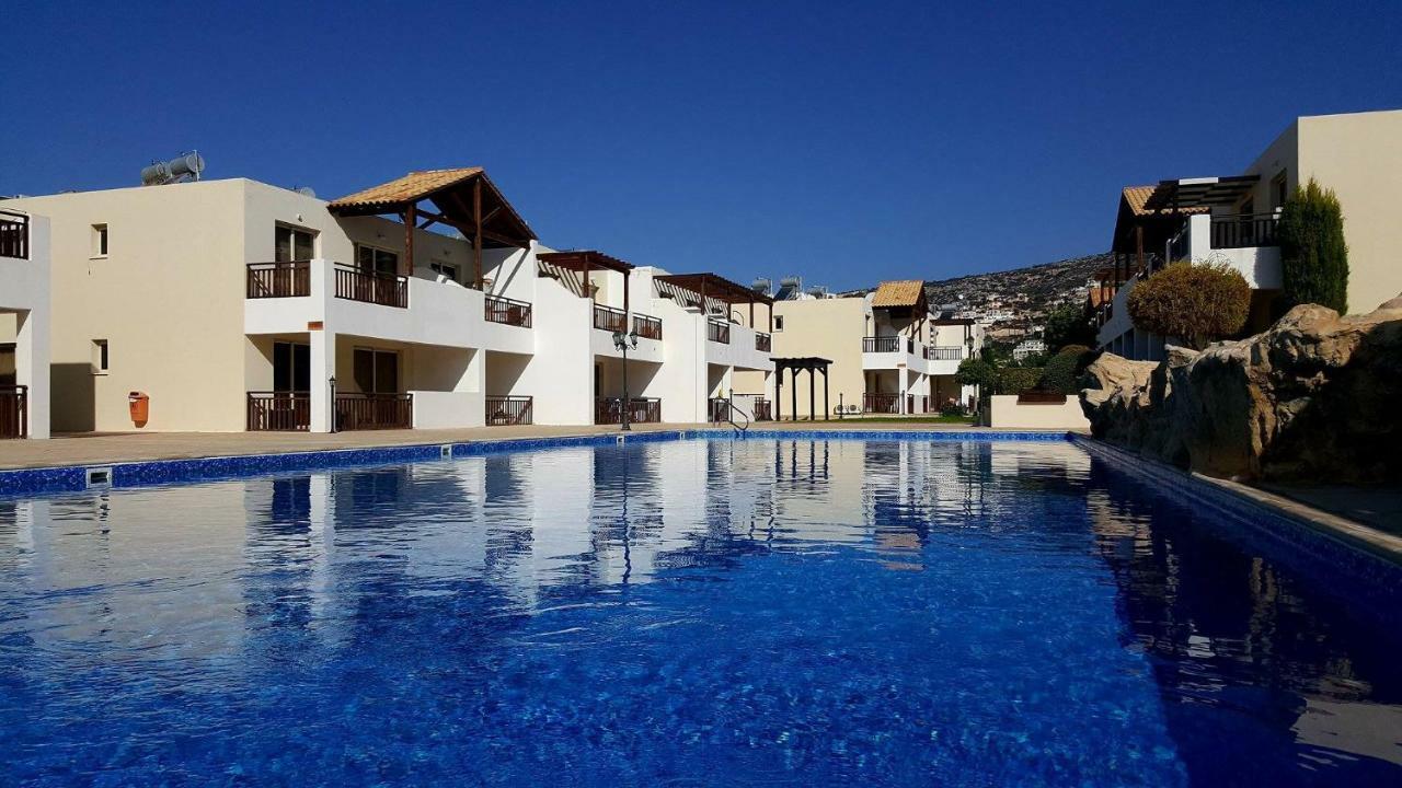 2 Bedroom Poolside Apartment E9 Peyia Exterior foto